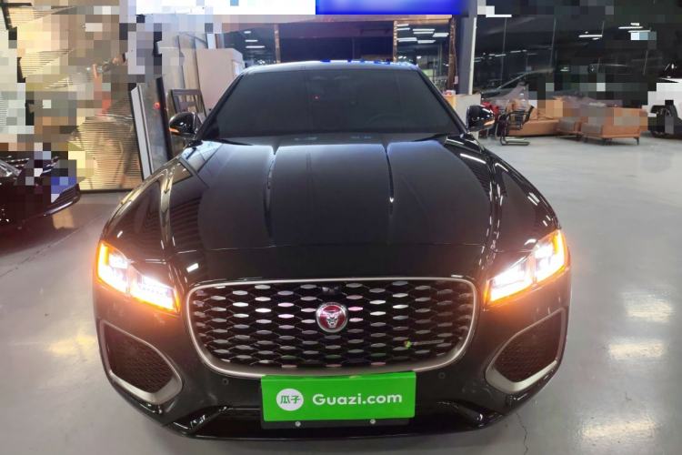 Used Jaguar XFL 2023 XFL 2.0T P250 Two-Wheel-Drive Elite Sport Gold Edition
