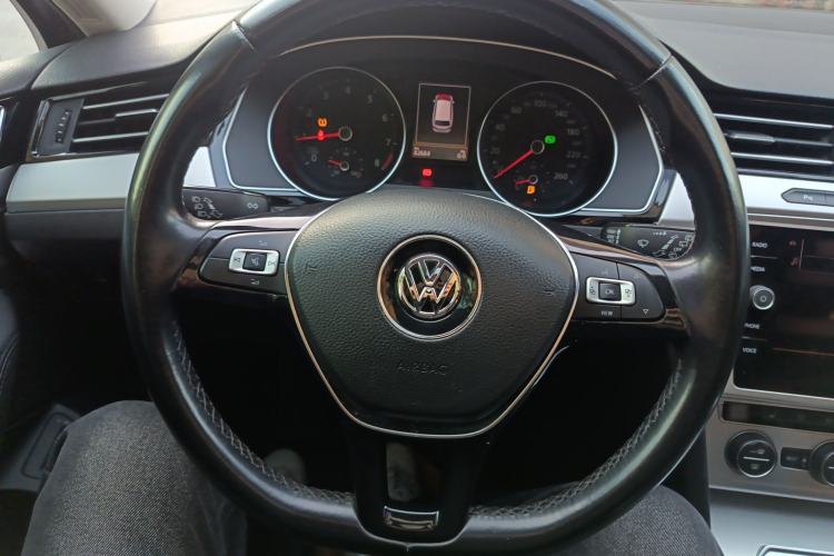 Used Volkswagen Variant 2018 380TSI Two-Wheel Drive Comfort Edition
