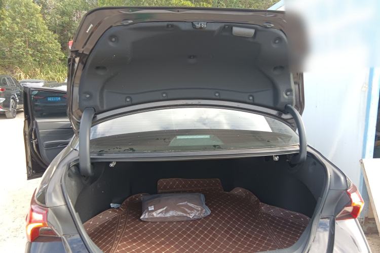 Used Toyota Avalon 2022 Dual-Engine 2.5L Luxury Edition