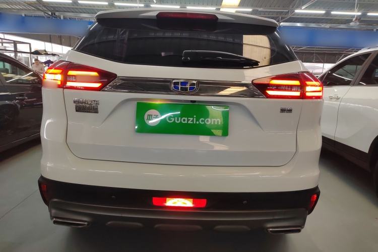 Used Geely Auto Emgrand X7 Sport 2018 1.8TD Automatic Two-Wheel Drive Smart Connect 4G Internet Edition
