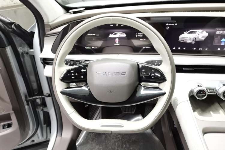 Used  Stellar C-DM 2024 1.5T Long-Range Pro
