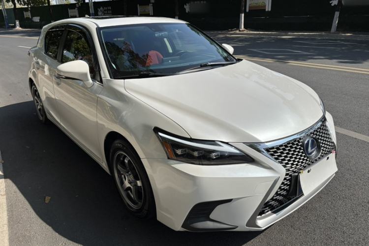Used Lexus CT 2017 CT200h Comfort Edition Monochrome China V Standard