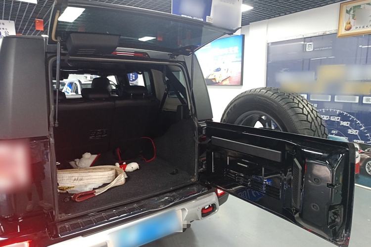 Used Beijing Auto BJ40 2023 2.0T Automatic Four-Wheel Drive Urban Hunter Edition Chivalrous Type
