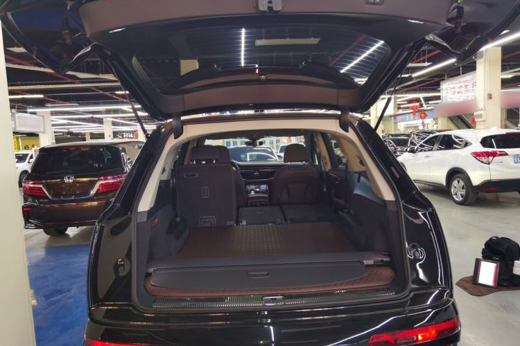 Used Audi Q7 2024 45 TFSI quattro S line Sport Edition
