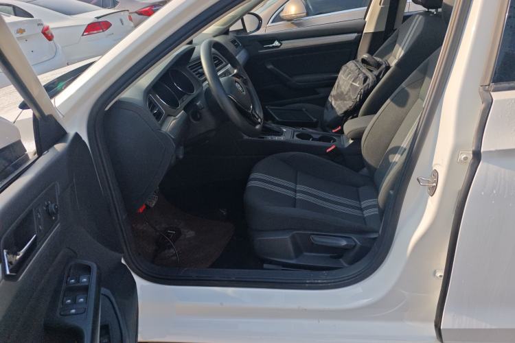 Used Volkswagen Lamando 2017 230TSI DSG Fashion Edition
