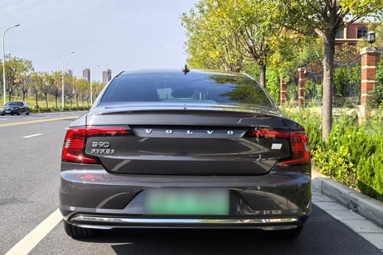 Used Volvo S90 New Energy 2021 T8 eDrive Hybrid Zhiyi Luxury Edition
