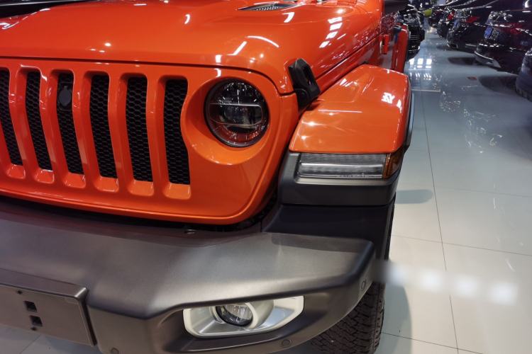 Used  Wrangler 2019 2.0T Sahara Four-Door Version China VI Emission Standard
