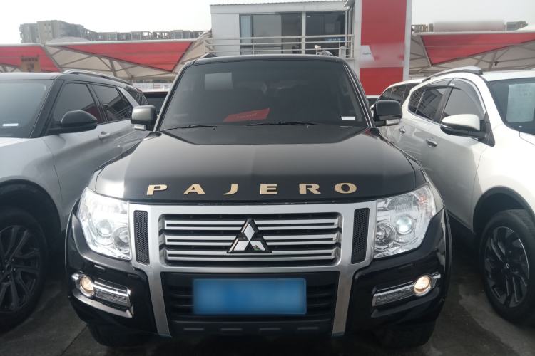 Used Mitsubishi Pajero 2019 3.0L Automatic Comfort Edition