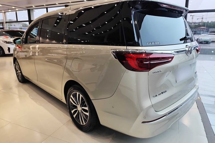 Used Buick GL8 2023 ES Lu Zun Comfort Model
