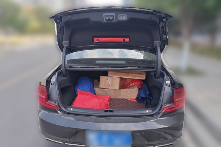 Used Volvo S90 2019 T5 Zhiyuan Edition
