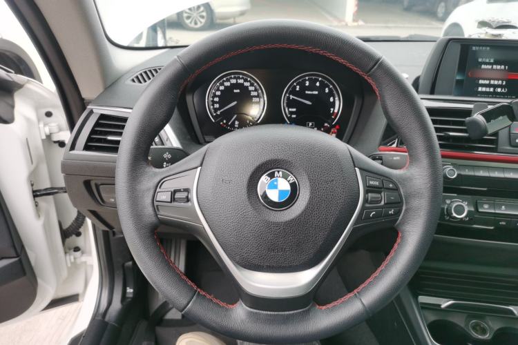 Used BMW 2 Series 2018 220i Sport Design Package
