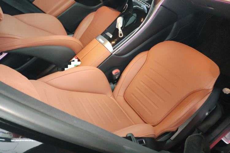 Used Mercedes-Benz GLC 2025 GLC 300 L 4MATIC Dynamic Model 5 Seats
