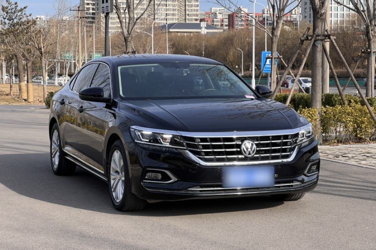 Used Volkswagen Passat 2020 330TSI Elite Edition China VI
