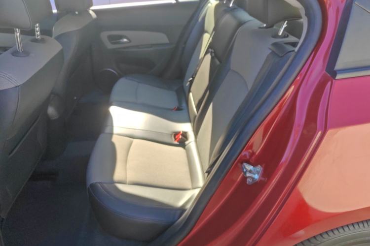 Used Chevrolet Cruze 2013 1.8L SE AT