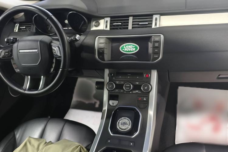 Used Land Rover Range Rover Evoque 2015 2.0T Five-Door Zhiyao Edition
