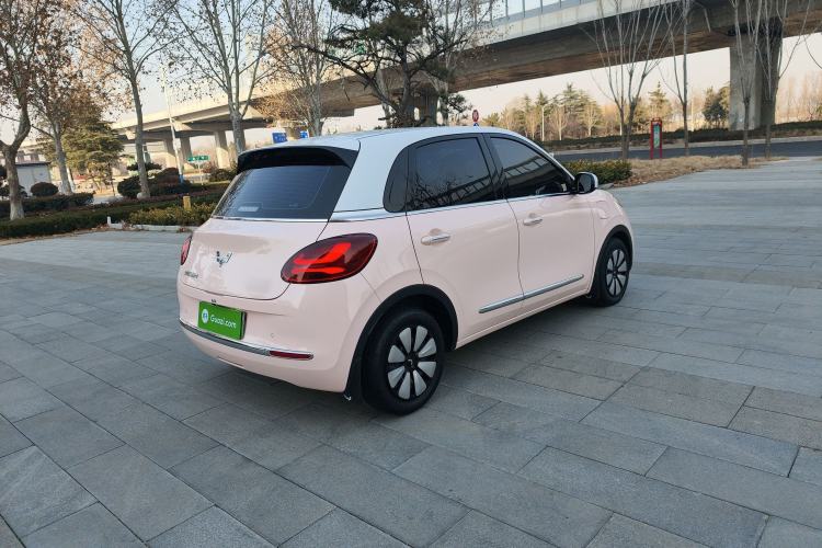 Used Wuling Bingo 2023 410 km Lingxi Deluxe Edition
