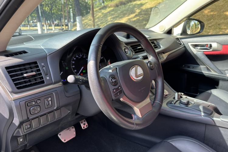 Used Lexus CT 2017 CT200h Comfort Edition Monochrome China V Standard