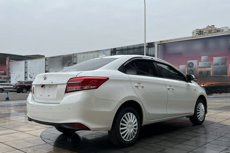 Used Toyota YARiS L 2020 1.5L CVT Leading Edition
