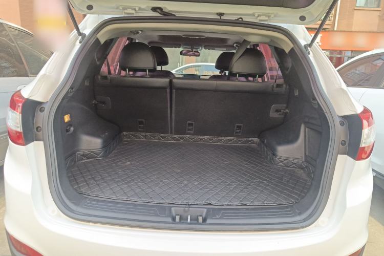 Used Hyundai ix35 2015 2.0L Automatic 2WD Smart Version China V Standard
