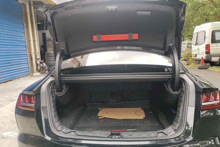 Used BYD Han 2020 EV Long-Range Luxury Model
