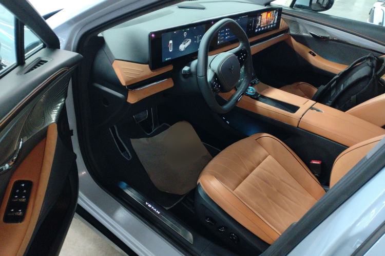 Used VOYAH PASSION 2023 Four-Wheel Drive Long-Range Version
