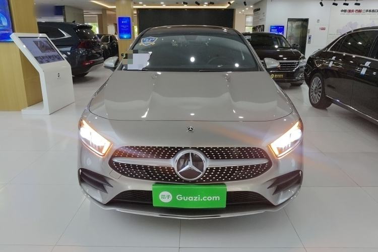 Used Mercedes-Benz A-Class 2020 Restyled A 200 L Sport Sedan Fashion Version
