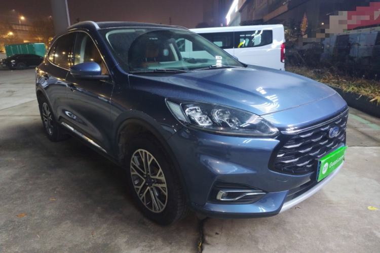 Used Ford Escape 2020 EcoBoost 245 Two-Wheel-Drive Titanium Edition
