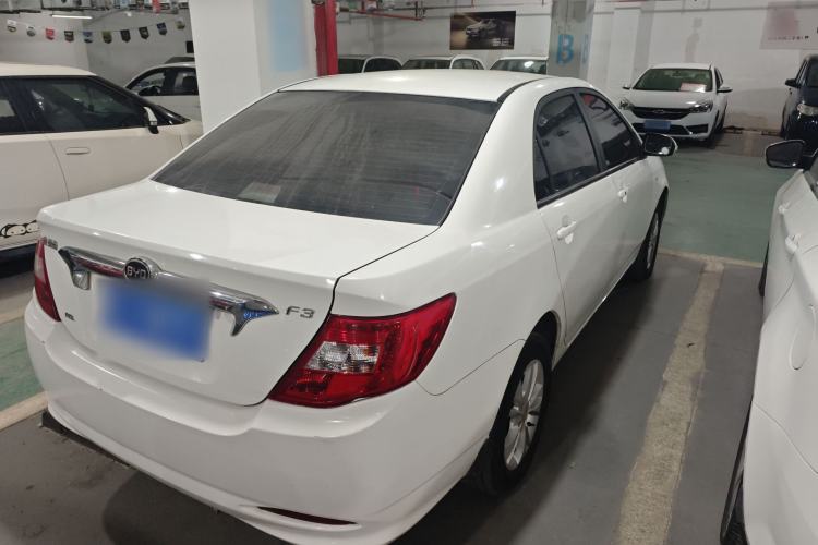 Used BYD F3 2015 Energy-Saving Edition 1.5L Manual Luxury Model
