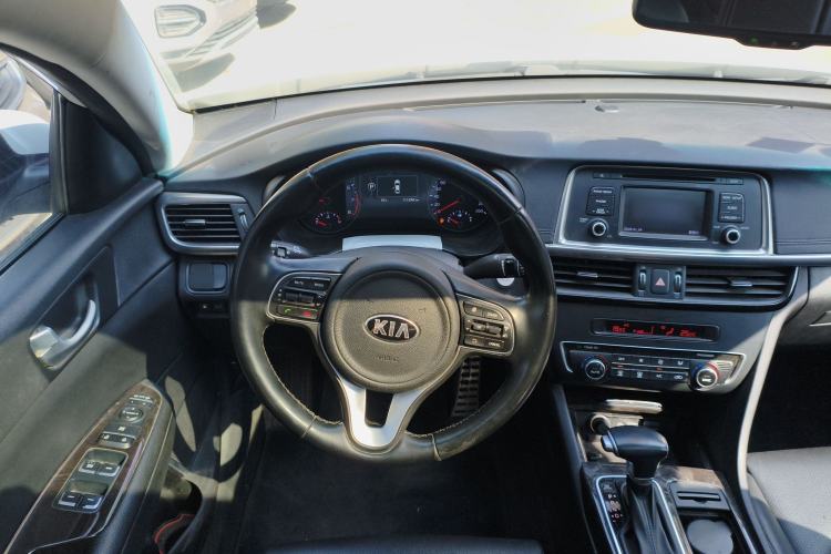 Used Kia K5 2017 2.0L Automatic 15th Anniversary Special Edition LUX
