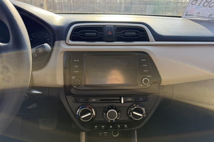 Used Hyundai Verna 2017 1.4L Automatic Yuejin Version China V Standard
