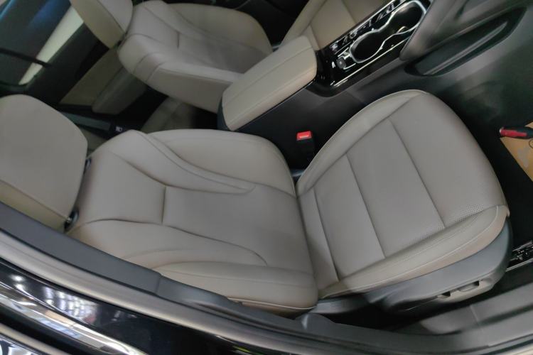 Used Buick Envision 2023 Encore Plus 652T Five-Seat Luxury Model
