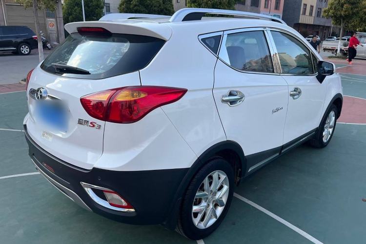 Used  Refine S3 2014 1.5L Manual Luxury Smart Model
