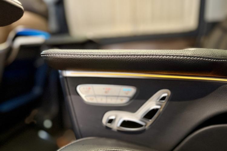 Used Mercedes-Benz V-Class 2021 V 260 L Long-wheelbase Luxury Edition