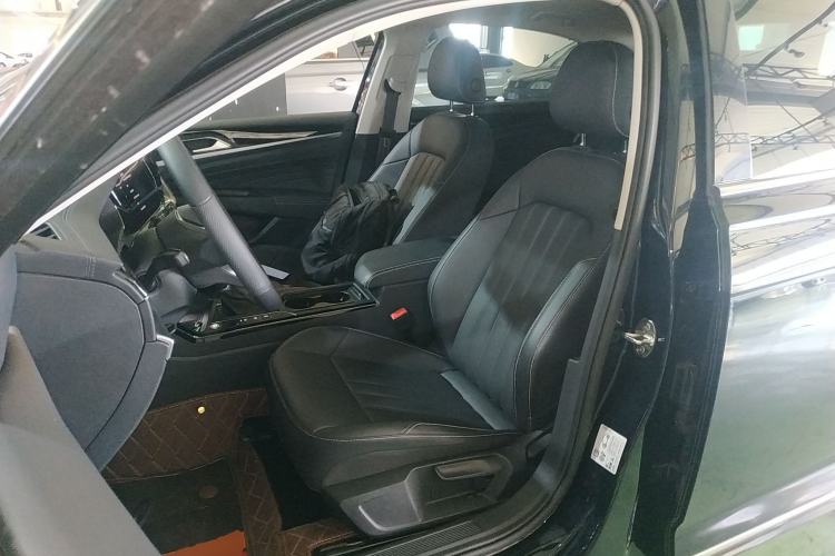 Used Volkswagen Passat 2023 280TSI Business Edition