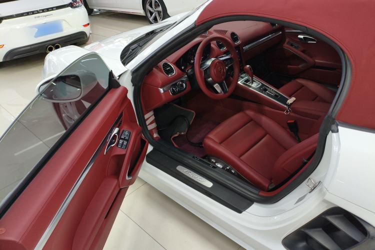 Used Porsche 718 2022 Boxster 2.0T
