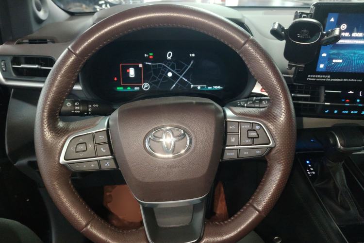 Used Toyota Granvia 2022 2.5L Hybrid Flagship Edition