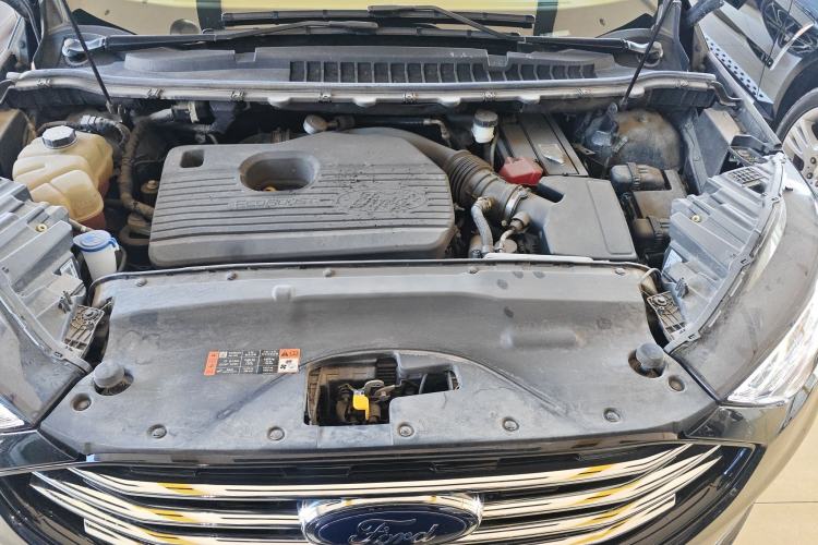 Used Ford Edge 2020 EcoBoost 245 Two-Wheel Drive Titanium 7-Seater
