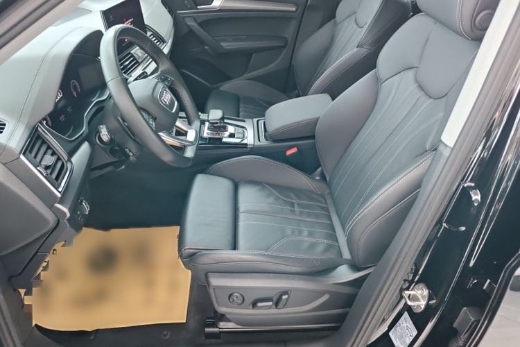 Used Audi Q5L 2022 40T Luxury Dynamic Model
