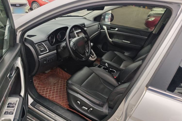 Used Haval H6 2015 Sport Edition 1.5T Automatic Two-Wheel Drive Luxury Model
