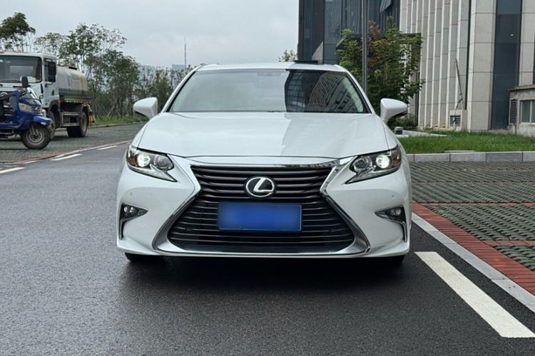 Used Lexus ES 2015 200 Elite Edition