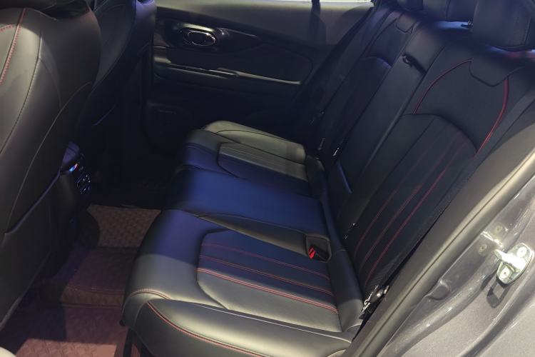 Used GAC Trumpchi EMPOW 2021 270T DCT J16 Version
