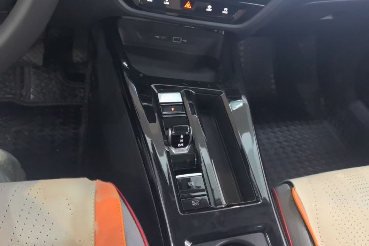 Used Volkswagen Lamando 2024 Lavida L 280TSI DSG Spicy Edition
