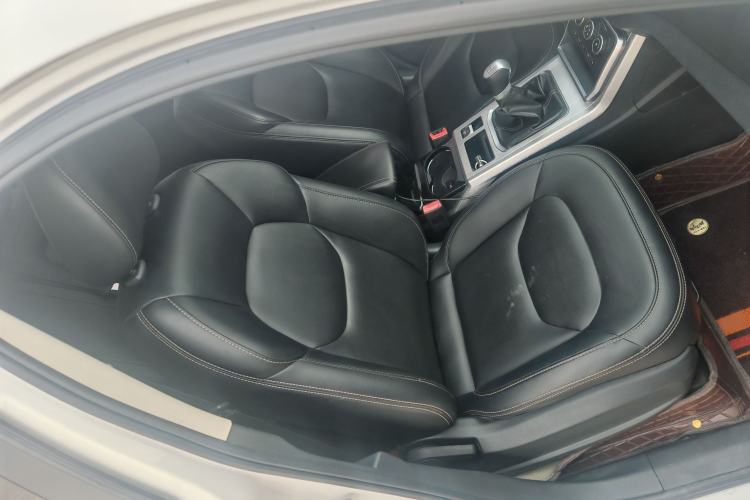 Used Bestune X40 2019 1.6L Manual Luxury Edition China V
