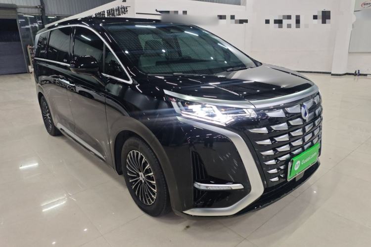 Used Denza D9 2024 DM-i 980 Four-Wheel Drive Prestige Model
