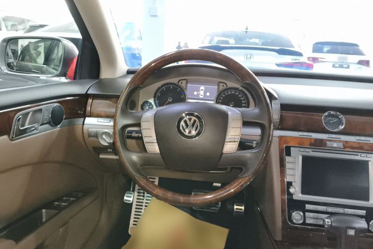 Used Volkswagen Phaeton 2012 3.0L Executive Version