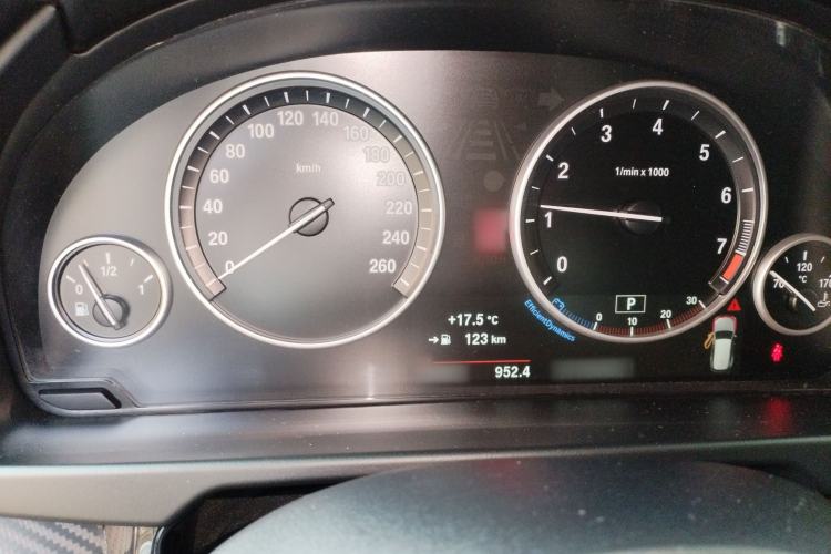 Used BMW X5 2015 xDrive28i
