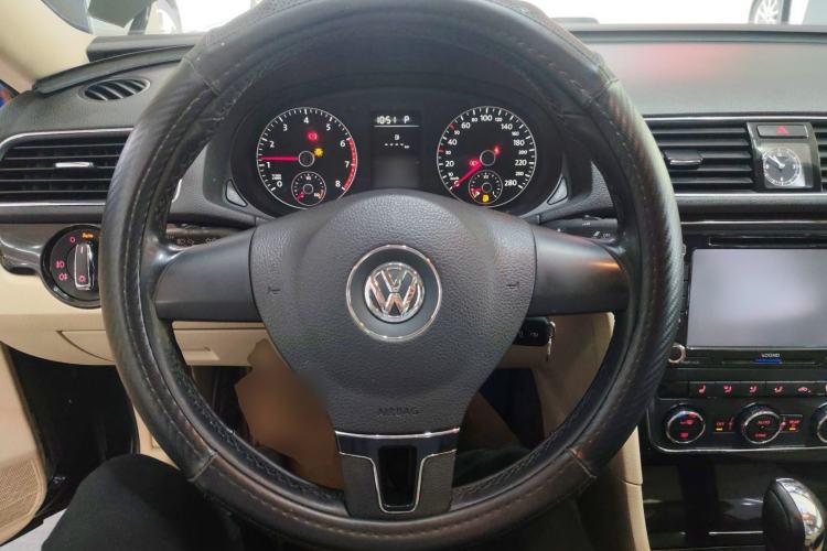 Used Volkswagen Passat 2014 1.8TSI DSG Prestige Navigation Edition
