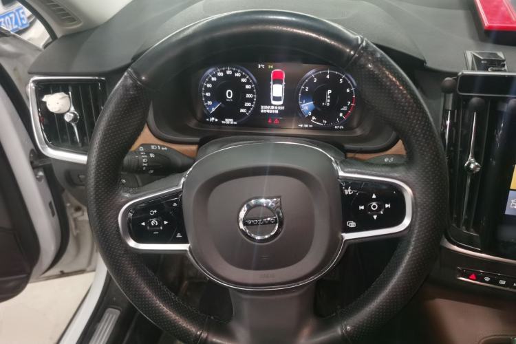 Used Volvo S90 2020 Facelifted T5 Zhiyi Luxury Edition