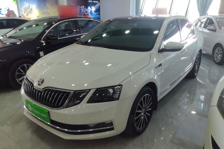 Used Skoda Octavia 2019 1.5L Automatic Luxury Edition