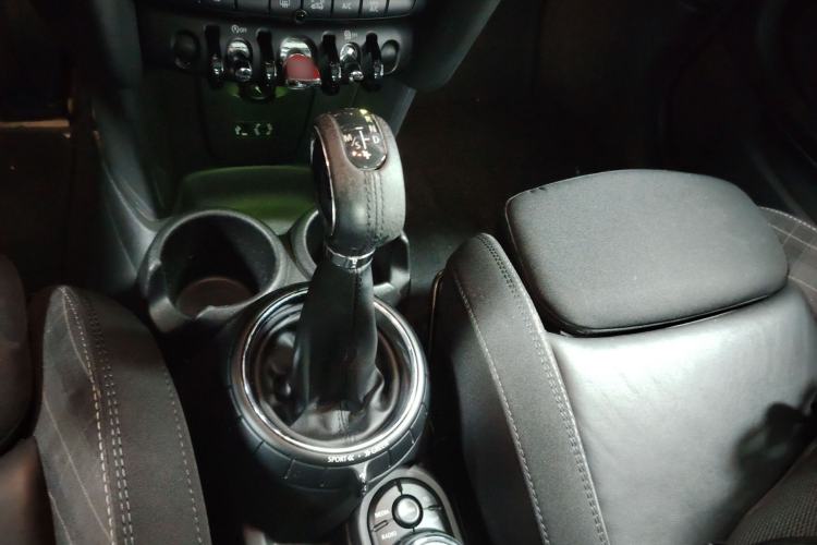 Used  MINI 2016 1.5T COOPER Avant-Garde
